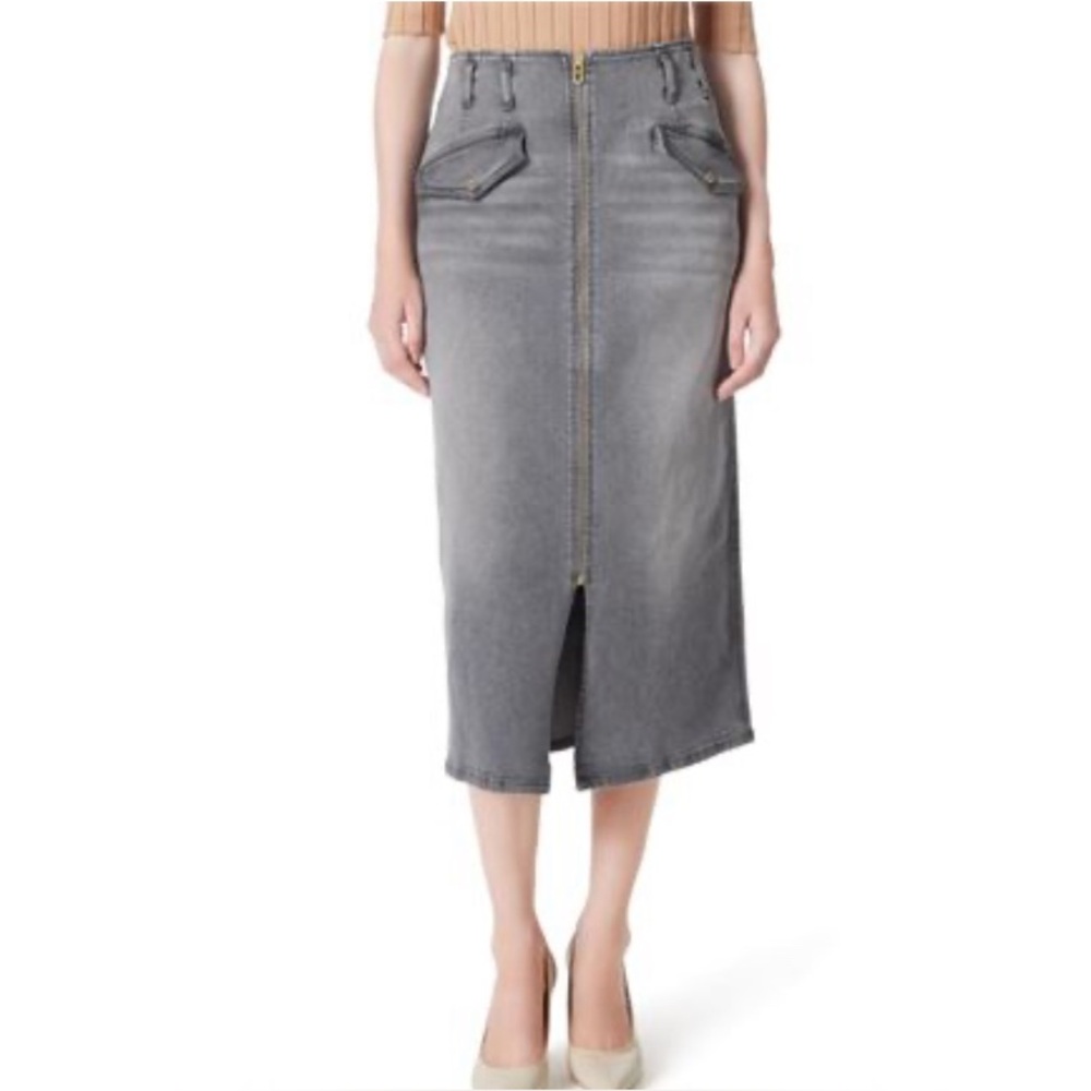 ! NWT. DEE OCLEPPO Women's Millie Zipper Front Denim Skirt